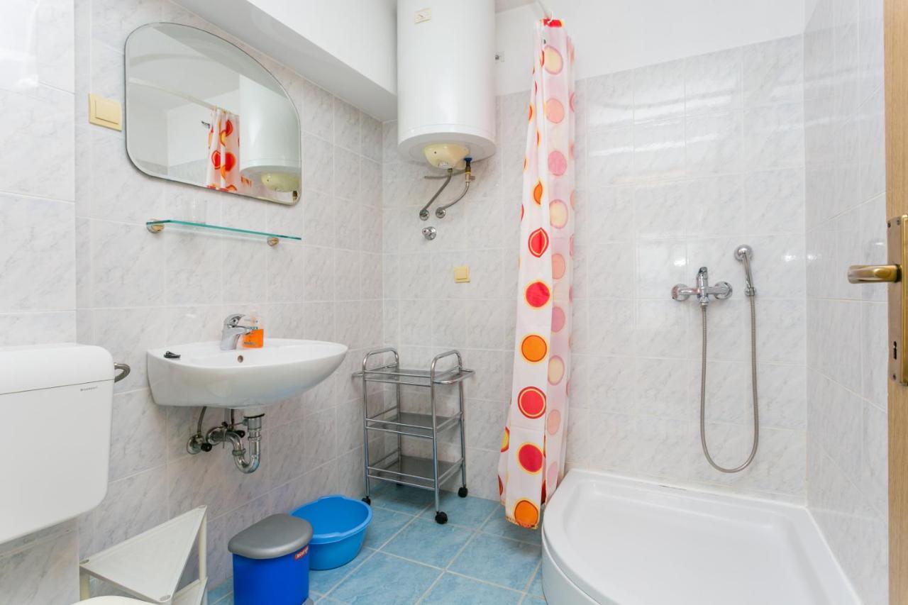 Apartments By The Sea Zivogosce - Porat, Makarska - 20207 อีกราเน ภายนอก รูปภาพ